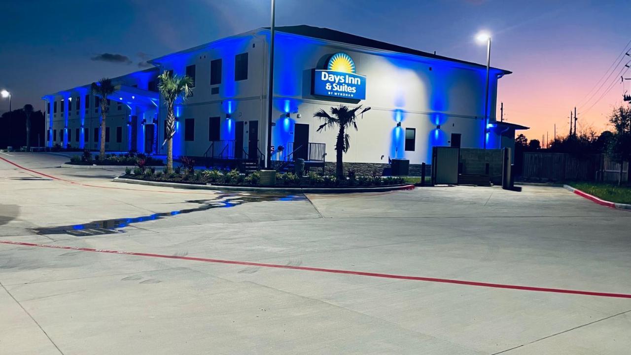 Days Inn & Suites By Wyndham Greater Tomball Buitenkant foto