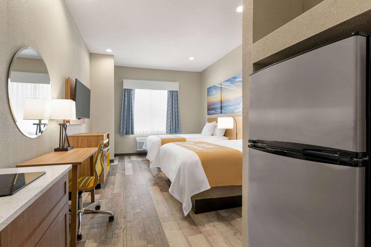 Days Inn & Suites By Wyndham Greater Tomball Buitenkant foto