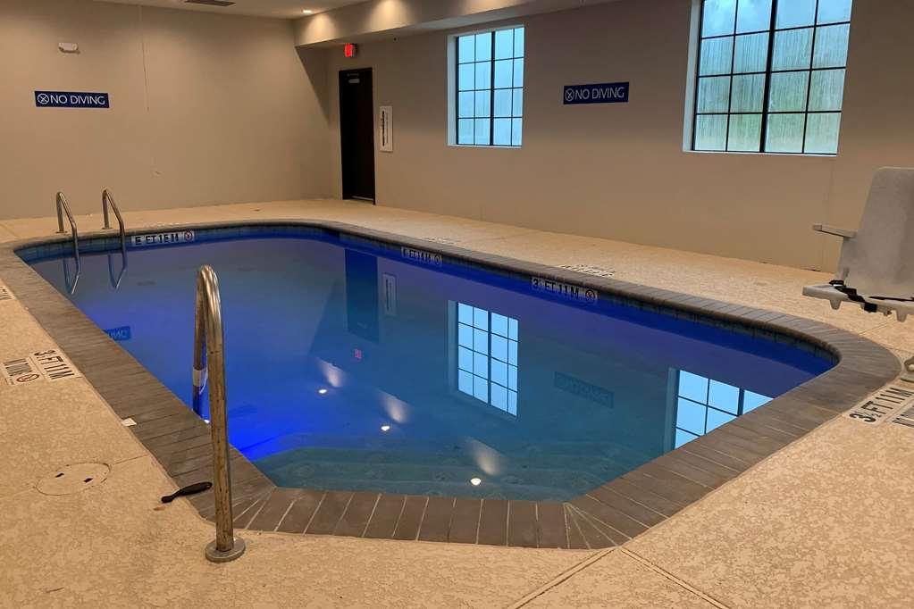 Days Inn & Suites By Wyndham Greater Tomball Faciliteiten foto